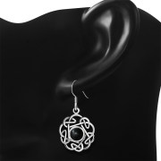 Black Onyx Round Celtic Knot Silver Earrings - e408